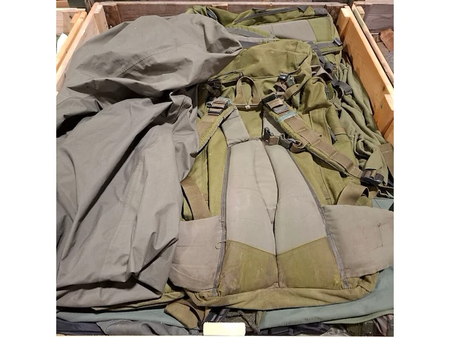 Persoonlijke uitrusting en kleding defensie - afbeelding 27 van  28