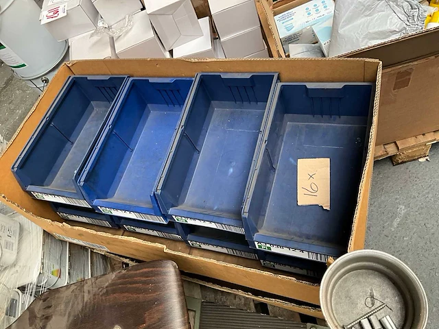 Perstorp plastic systems 9068 stapelkrat (16x) - afbeelding 6 van  6