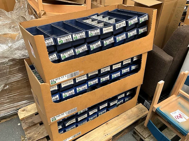 Perstorp plastic systems 9111 stapelkrat (72x) - afbeelding 6 van  6