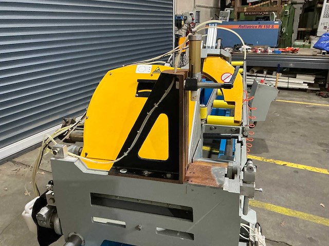 Pertici - 1997 - dubbele afkortzaag - afbeelding 3 van  13