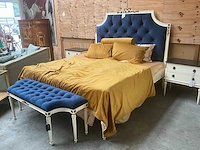Perugia, queen large bed