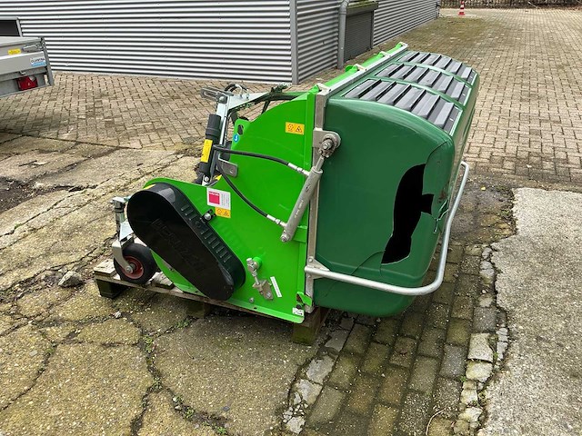 Peruzzo koala 1600l klepelmaaier met opvangbak - afbeelding 9 van  10