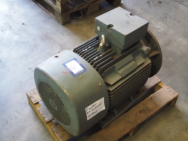 Peter elektromotoren bv - afbeelding 1 van  4