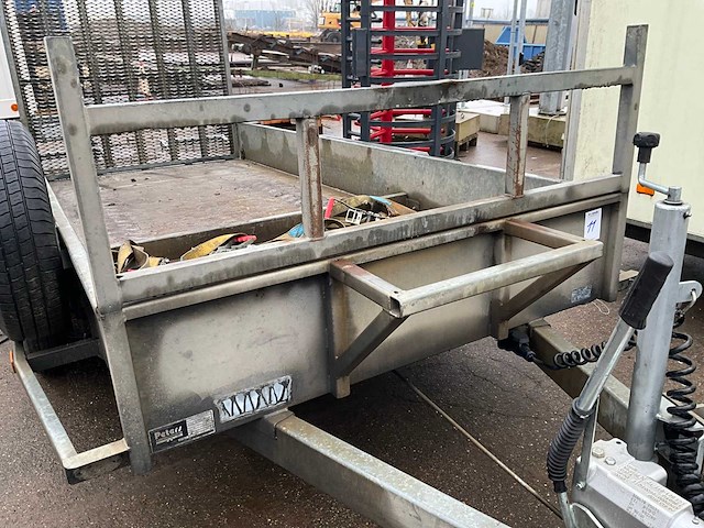 Peters aanhangwagen - afbeelding 8 van  9