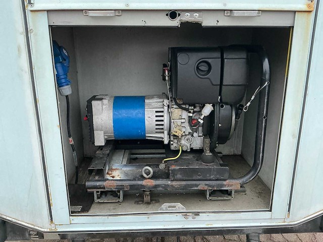 Peters decontaminatie-unit - afbeelding 26 van  28