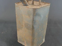 Petroleumblik van het merk esso uit 1955
