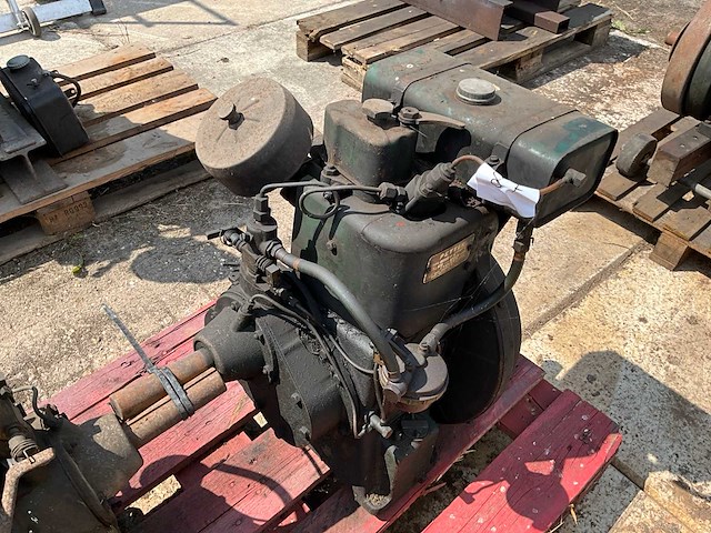 Petter pazi stationair dieselmotor - afbeelding 1 van  3