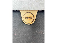 Petterssonrudberg - design klaptafel 140x70 - houtnerf - afbeelding 5 van  8