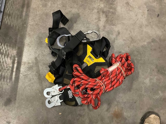 Petzl avao valbeveiliging - afbeelding 1 van  2