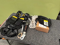 Petzl / skylotec easy fit harnas / valbeveiliging klimmen - afbeelding 1 van  6