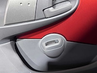 Peugeot - 107 - 1.0-12v xr - 2-knd-90 - afbeelding 3 van  17