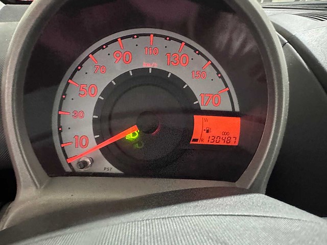 Peugeot - 107 - 1.0-12v xr - 2-knd-90 - afbeelding 4 van  17