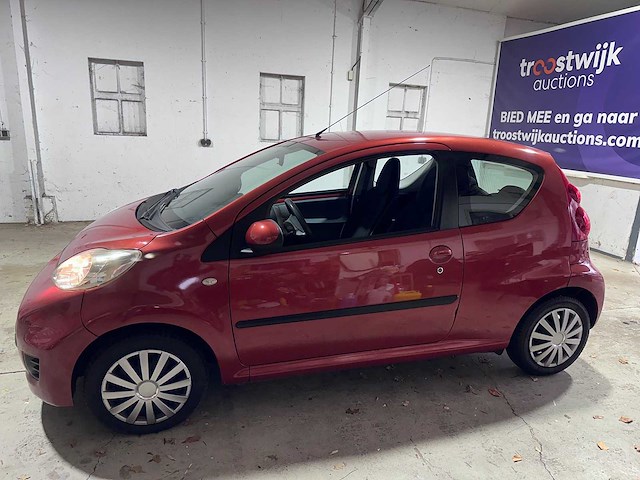 Peugeot - 107 - 1.0-12v xr - 2-knd-90 - afbeelding 10 van  17