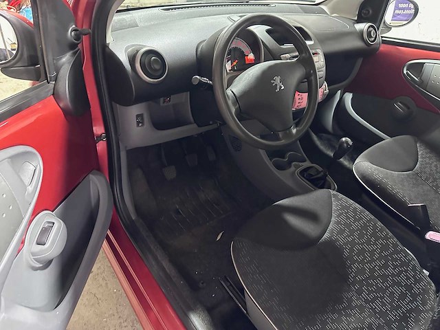 Peugeot - 107 - 1.0-12v xr - 2-knd-90 - afbeelding 17 van  17