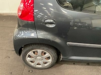 Peugeot - 107 - 1.0-12v xr - personenauto - 2010 - afbeelding 10 van  20