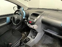 Peugeot - 107 - 1.0-12v xr - personenauto - 2010 - afbeelding 11 van  20