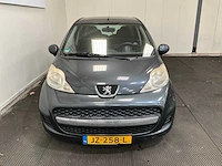 Peugeot - 107 - 1.0-12v xr - personenauto - 2010 - afbeelding 12 van  20