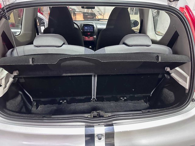 Peugeot - 107 - 1.0-12v xs - 54-sv-fl - afbeelding 7 van  17