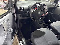 Peugeot - 107 - 1.0-12v xs - 54-sv-fl - afbeelding 17 van  17