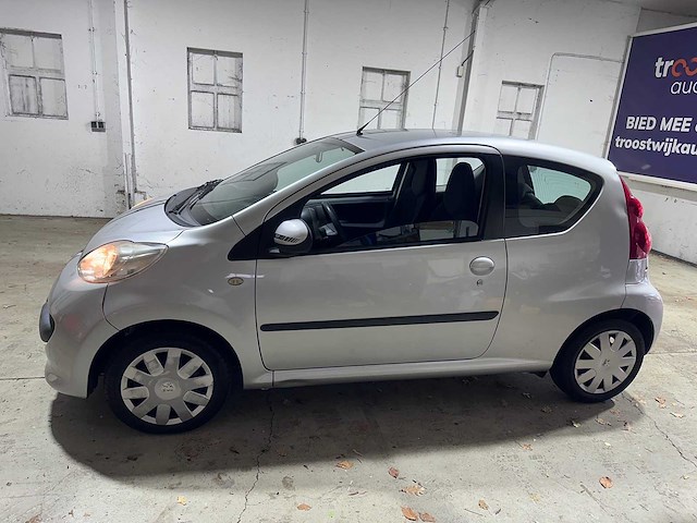 Peugeot - 107 - 1.0-12v xs - 54-sv-fl - afbeelding 10 van  17