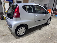 Peugeot - 107 - 1.0-12v xs - 54-sv-fl - afbeelding 13 van  17