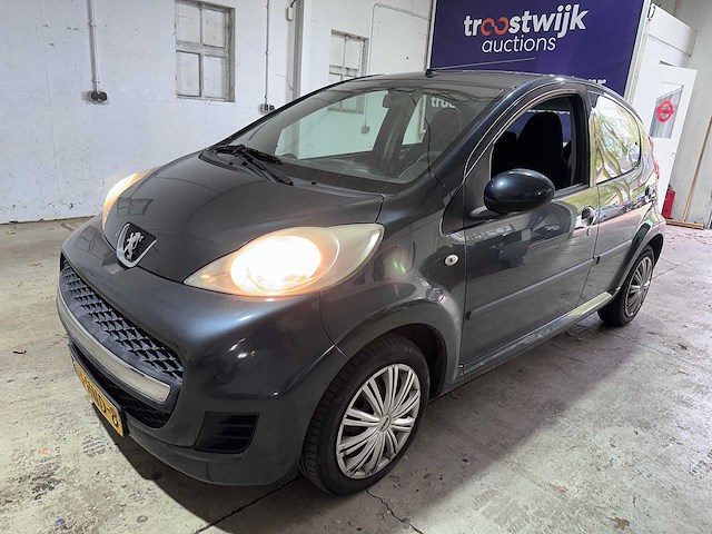 Peugeot - 107 - 1.0-12v xs - 63-hnd-8- 2009 - afbeelding 1 van  6
