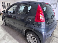 Peugeot - 107 - 1.0-12v xs - 63-hnd-8- 2009 - afbeelding 3 van  6