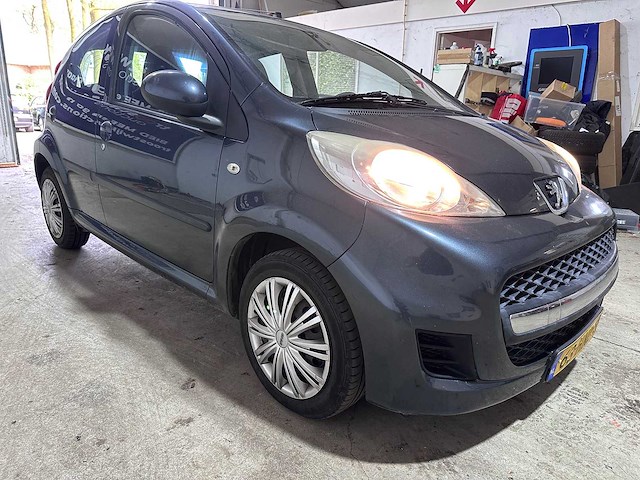 Peugeot - 107 - 1.0-12v xs - 63-hnd-8- 2009 - afbeelding 5 van  6