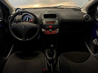 Peugeot - 107 - 1.0-12v xs - car - 2011|65-slx-3|iaw - afbeelding 2 van  17