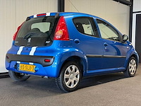 Peugeot - 107 - 1.0-12v xs - car - 2011|65-slx-3|iaw - afbeelding 8 van  17