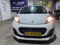 Peugeot - 107 - 1.0 access accent - 92-xhn-2 - afbeelding 17 van  18