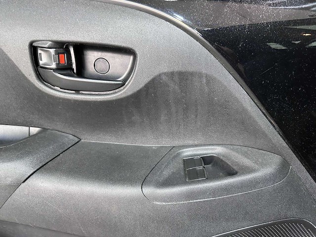 Peugeot - 108 - 1.0 e-vti active - car - 2018 - afbeelding 2 van  14