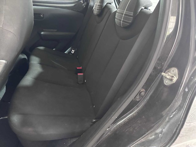 Peugeot - 108 - 1.0 e-vti active - st-433-r- 2018 - afbeelding 6 van  12