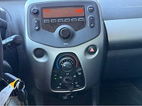Peugeot - 108 1.0 e-vti active - personenauto - 2016 - afbeelding 13 van  27