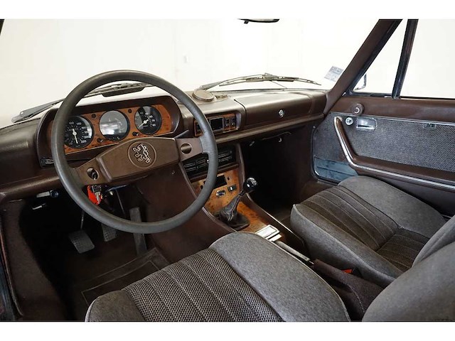 Peugeot - 1979 - 504 - 2.7 v6 coupé inj. - personenauto - afbeelding 5 van  29