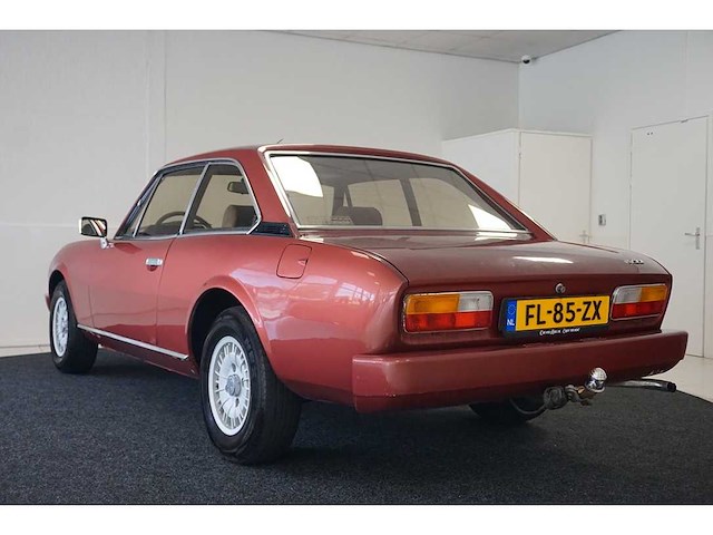 Peugeot - 1979 - 504 - 2.7 v6 coupé inj. - personenauto - afbeelding 28 van  29