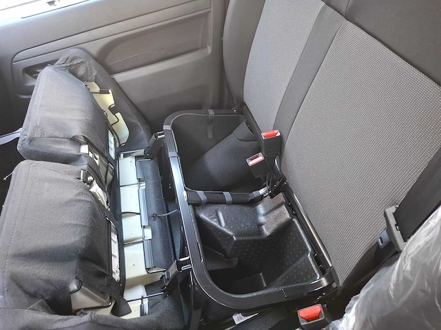 Peugeot - 2.0 hdi - expert - bedrijfswagen - afbeelding 8 van  11