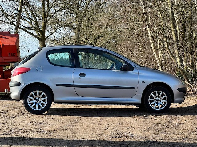 Peugeot - 2000 - 206 - 1.4 xt - 67-fx-gg - afbeelding 9 van  11