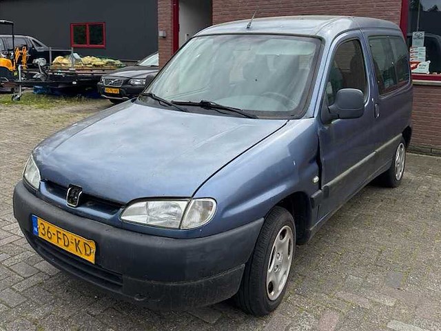 Peugeot - 2000 - partner - 1.8 combispace - personenauto - afbeelding 1 van  11