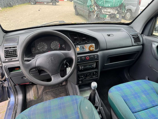 Peugeot - 2000 - partner - 1.8 combispace - personenauto - afbeelding 9 van  11