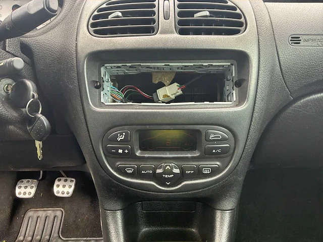 Peugeot - 2001 - 206 cc - 2.0-16v - personenauto - afbeelding 7 van  25