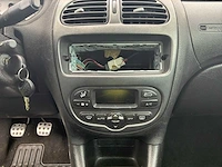 Peugeot - 2001 - 206 cc - 2.0-16v - personenauto - afbeelding 7 van  25