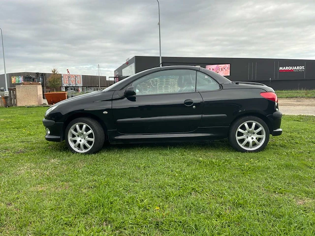 Peugeot - 2001 - 206 cc - 2.0-16v - personenauto - afbeelding 20 van  25