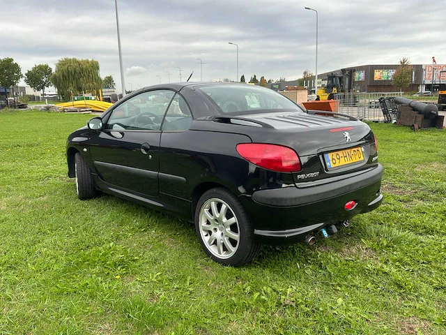 Peugeot - 2001 - 206 cc - 2.0-16v - personenauto - afbeelding 21 van  25