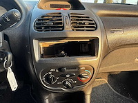 Peugeot - 2003 - 206 - 1.1 x-line - 56-lv-dn - afbeelding 11 van  11