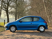 Peugeot - 2003 - 206 - 1.1 x-line - 56-lv-dn - afbeelding 4 van  7