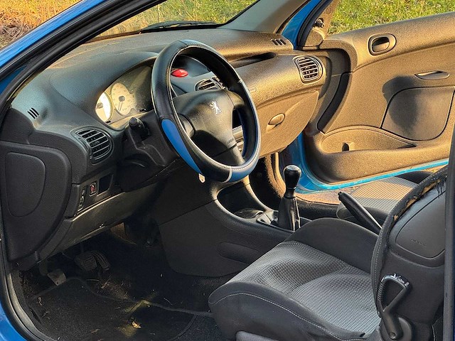 Peugeot - 2003 - 206 - 1.1 x-line - 56-lv-dn - afbeelding 6 van  7