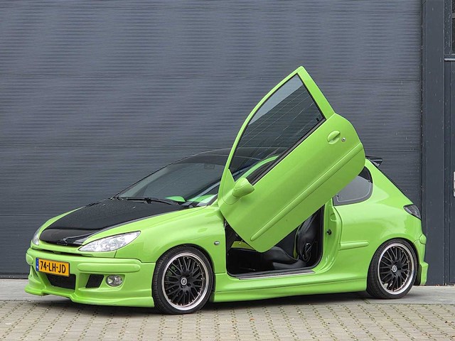 Peugeot - 2003 - 206 - 1.6-16v xs - tuning - 74-lh-jd - afbeelding 9 van  24