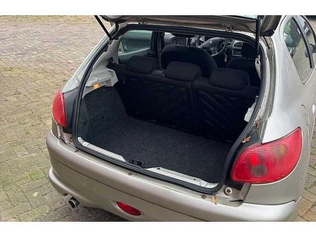 Peugeot - 2005 - 206 - 1.4 air-line 2 - personenauto - afbeelding 4 van  12