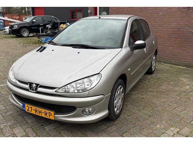 Peugeot - 2005 - 206 - 1.4 air-line 2 - personenauto - afbeelding 1 van  12